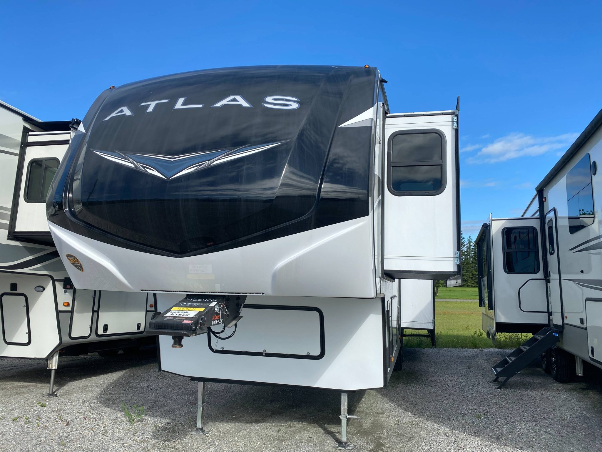 5Th Wheel Archives - Kapuskasing RV